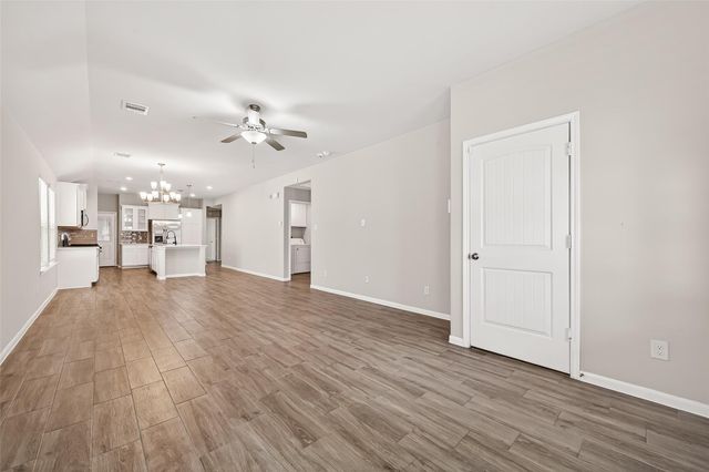 6823 Escondido Drive, Rosharon, TX 77583