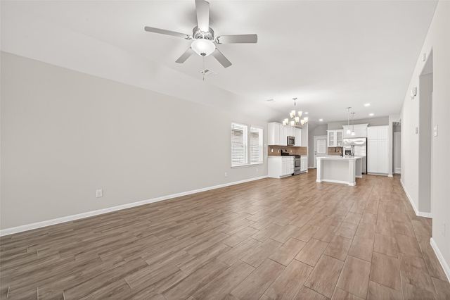 6823 Escondido Drive, Rosharon, TX 77583