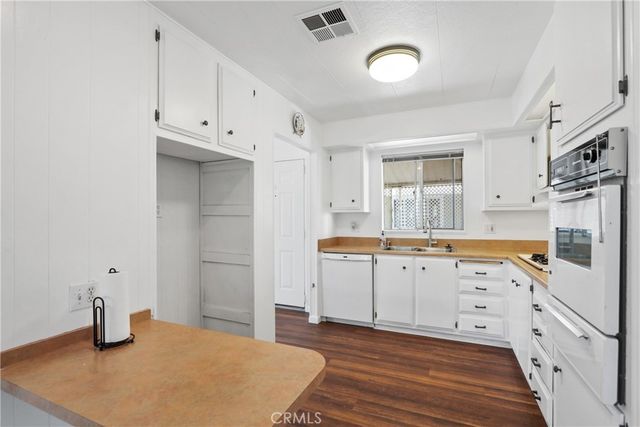 4095 Fruit 303, La Verne, CA 91750