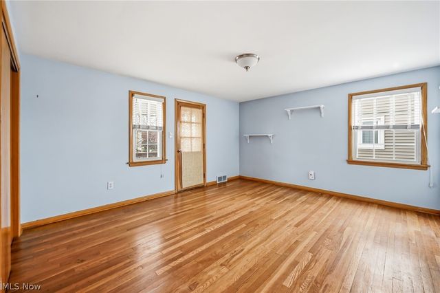 2227 Fenwick Road, University Heights, OH 44118