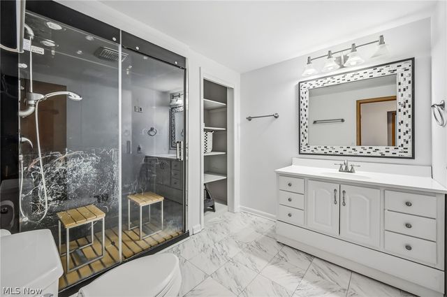 2227 Fenwick Road, University Heights, OH 44118