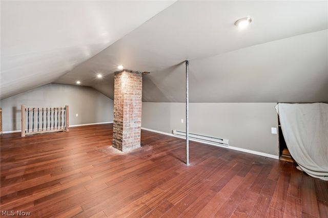 2227 Fenwick Road, University Heights, OH 44118