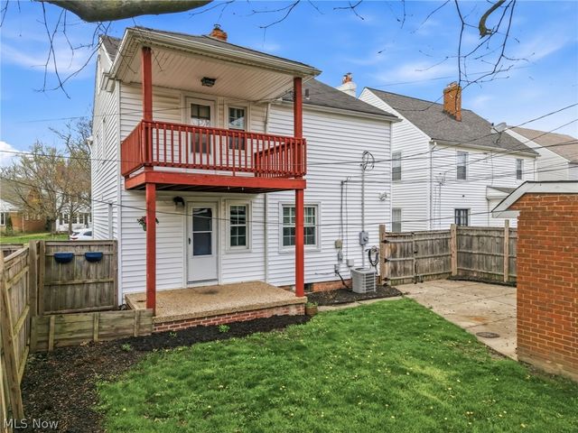 2227 Fenwick Road, University Heights, OH 44118