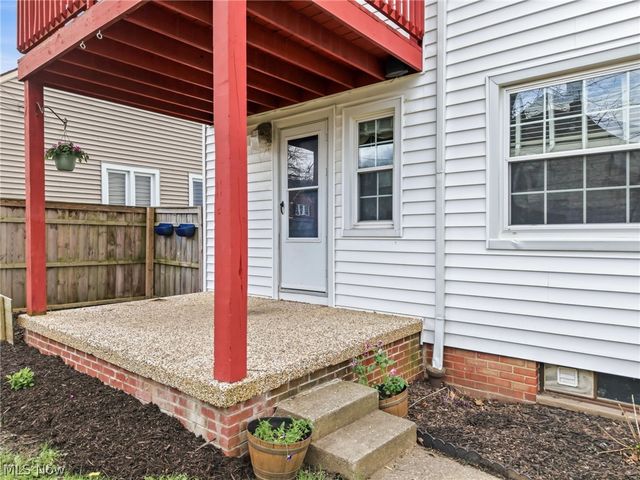 2227 Fenwick Road, University Heights, OH 44118