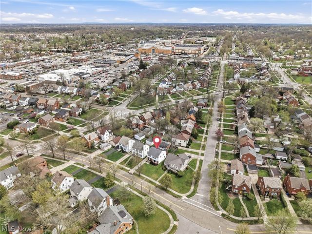 2227 Fenwick Road, University Heights, OH 44118