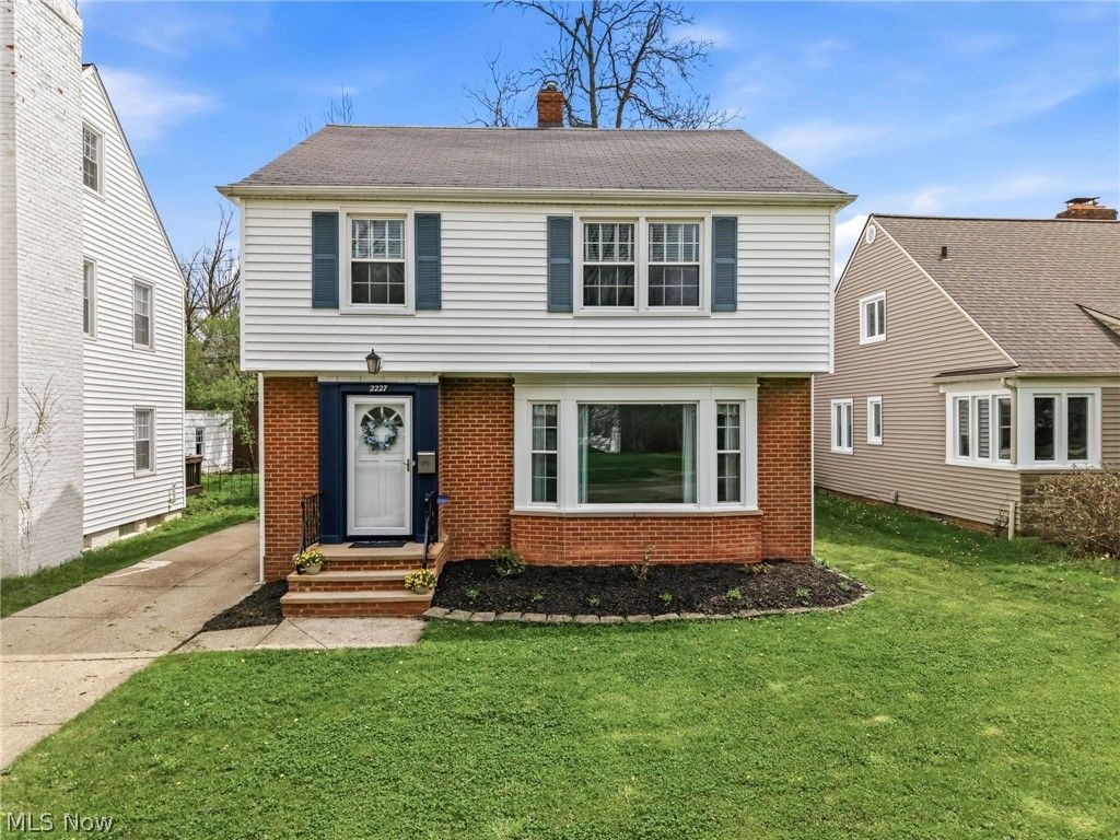 2227 Fenwick Road, University Heights, OH 44118