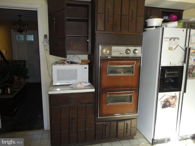 21 MERION PL, Trenton, NJ 08648