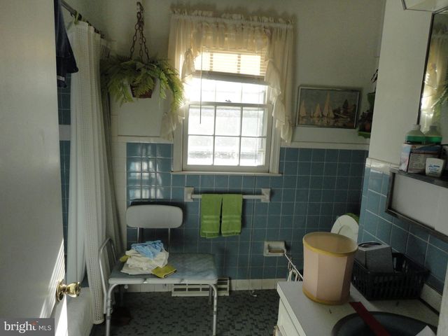 21 MERION PL, Trenton, NJ 08648