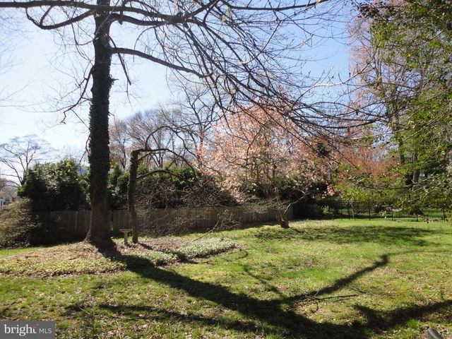 21 MERION PL, Trenton, NJ 08648