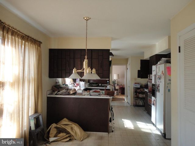 21 MERION PL, Trenton, NJ 08648