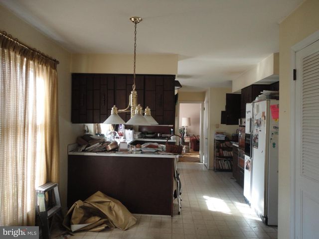 21 MERION PL, Trenton, NJ 08648