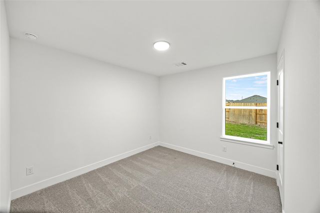 2225 W Post Oak Circle, Dayton, TX 77535