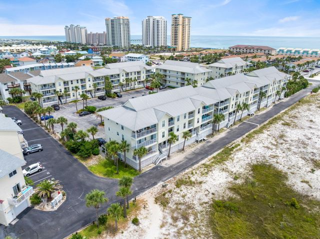 8436 Gulf Boulevard UNIT 423, Navarre, FL 32566