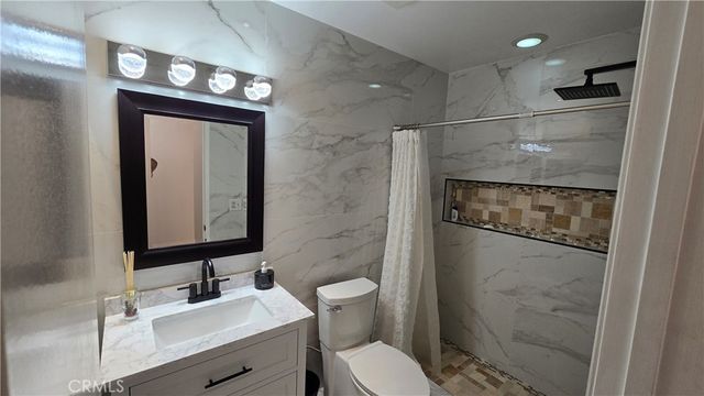 25657 Almendra Drive, Valencia, CA 91355