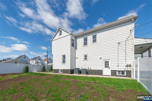 140 Washington Street, Lodi, NJ 07644