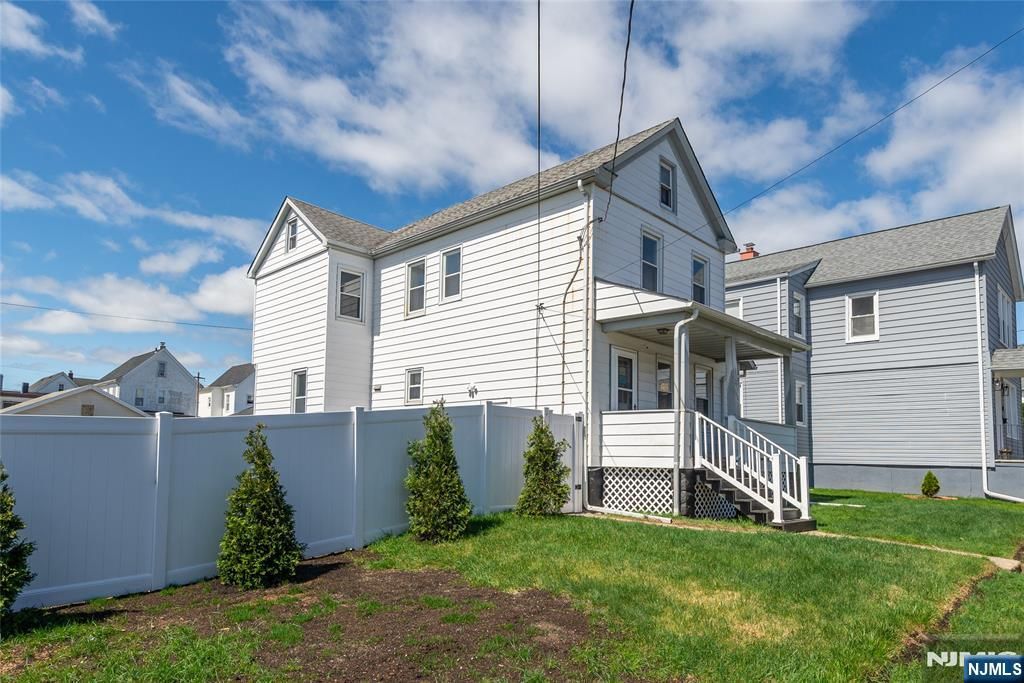 140 Washington Street, Lodi, NJ 07644