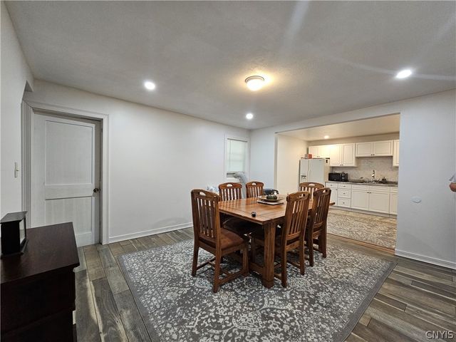 1102 Oak Street, Utica, NY 13502