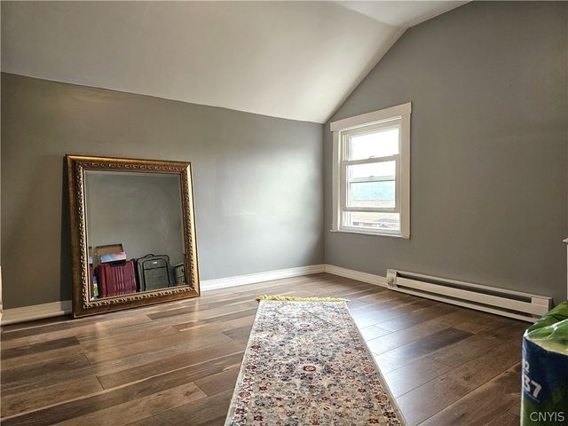1102 Oak Street, Utica, NY 13502