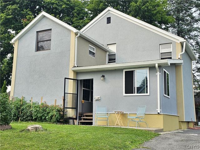 1102 Oak Street, Utica, NY 13502