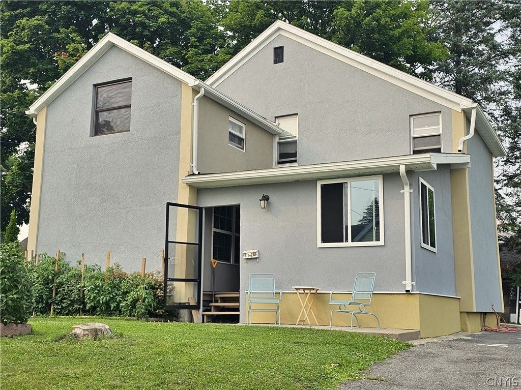 1102 Oak Street, Utica, NY 13502