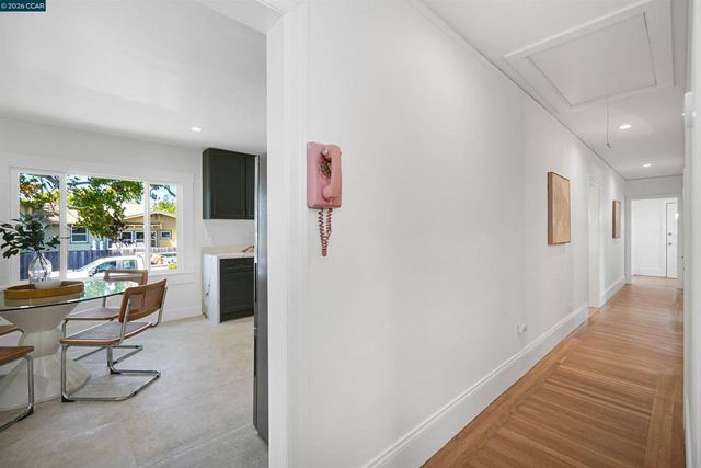1300 Kains Ave, Berkeley, CA 94702