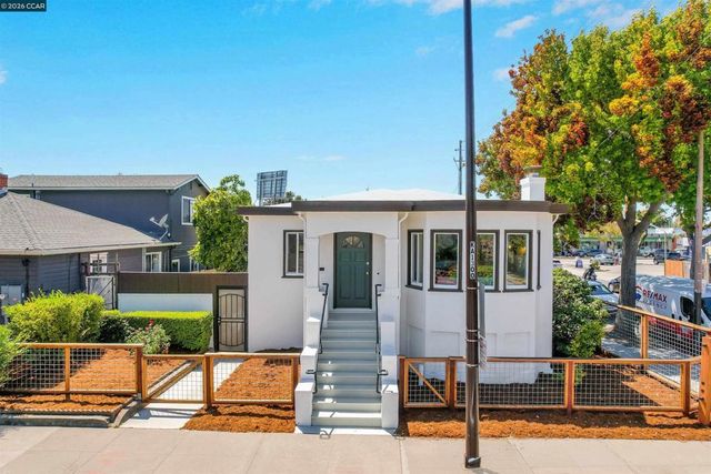 1300 Kains Ave, Berkeley, CA 94702