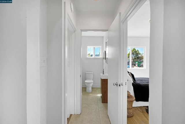 1300 Kains Ave, Berkeley, CA 94702