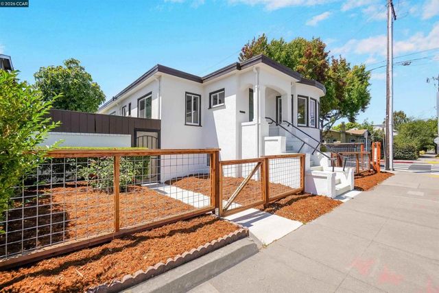 1300 Kains Ave, Berkeley, CA 94702