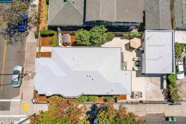 1300 Kains Ave, Berkeley, CA 94702