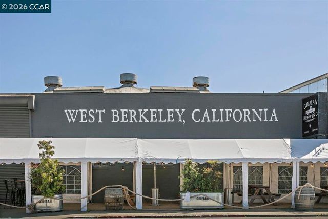 1300 Kains Ave, Berkeley, CA 94702