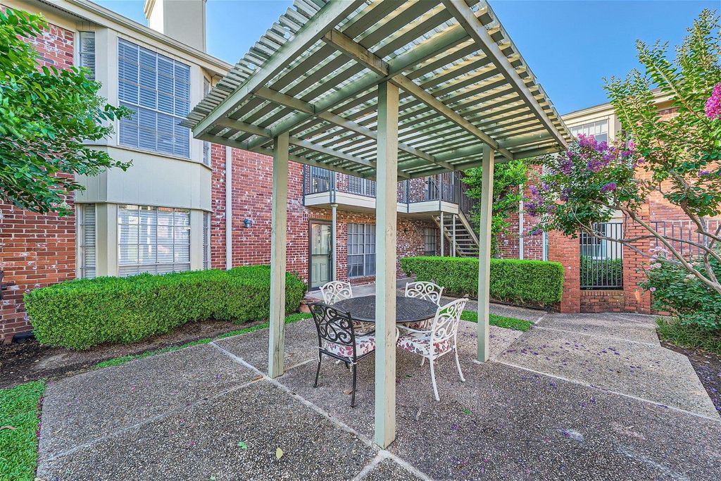 7920 Rockwood LN 203, Austin, TX 78757