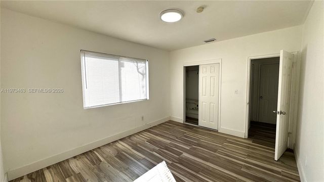 120 NE 55th St 4, Miami, FL 33137