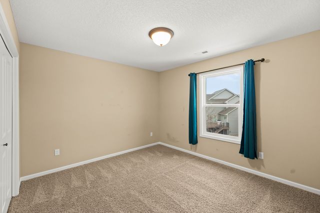 608 NE 45th Court, Ankeny, IA 50021