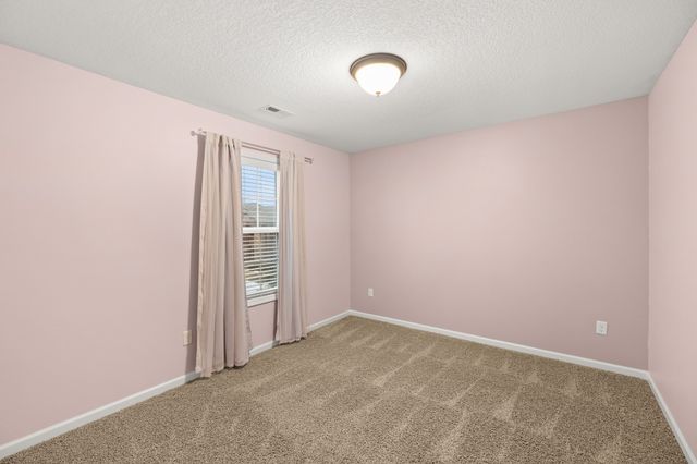 608 NE 45th Court, Ankeny, IA 50021