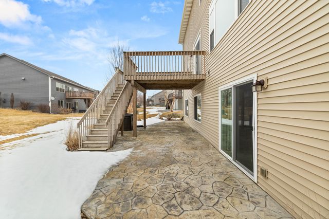 608 NE 45th Court, Ankeny, IA 50021