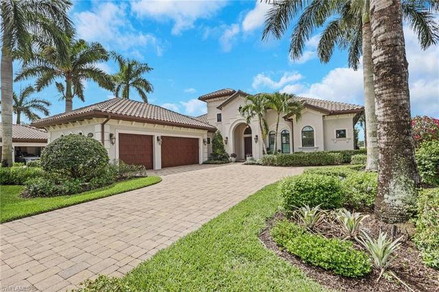 6685 Costa CIR, Naples, FL 34113