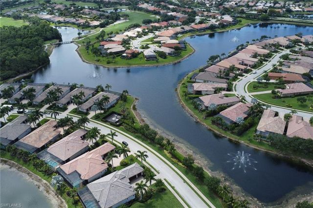 6685 Costa CIR, Naples, FL 34113