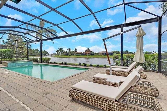 6685 Costa CIR, Naples, FL 34113