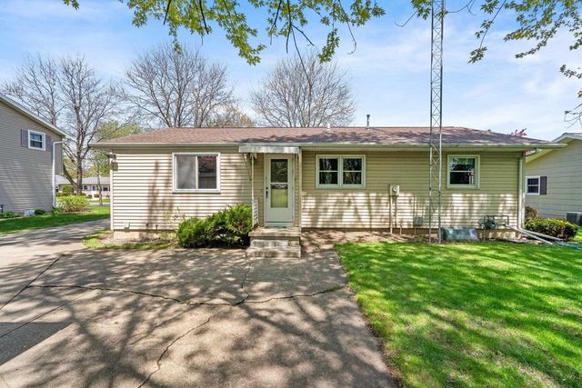 560 THOMAS STREET, Fond Du Lac, WI 54935