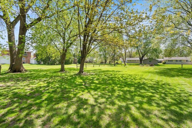 560 THOMAS STREET, Fond Du Lac, WI 54935
