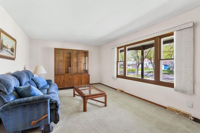 560 THOMAS STREET, Fond Du Lac, WI 54935
