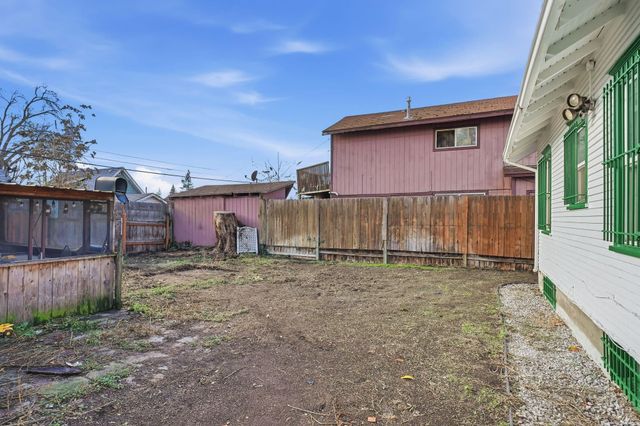 38 E Lacrosse Ave, Spokane, WA 99207