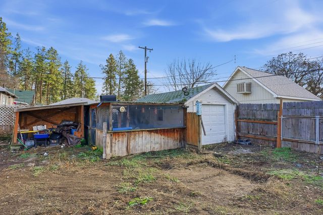 38 E Lacrosse Ave, Spokane, WA 99207