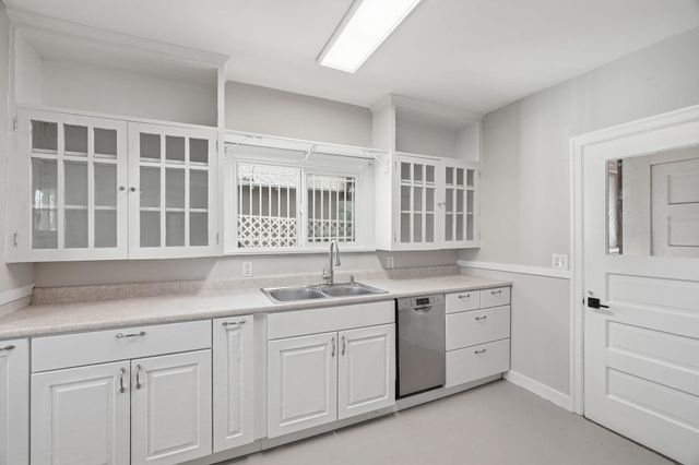 38 E Lacrosse Ave, Spokane, WA 99207