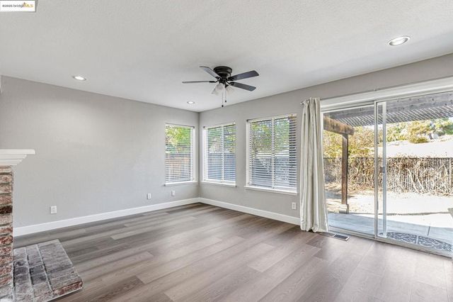 5052 PERRY WAY, Antioch, CA 94531