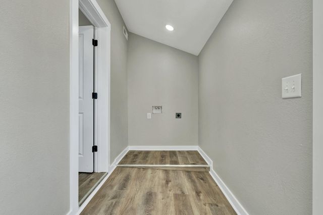 1140 6th Street NE, Cleveland, TN 37311