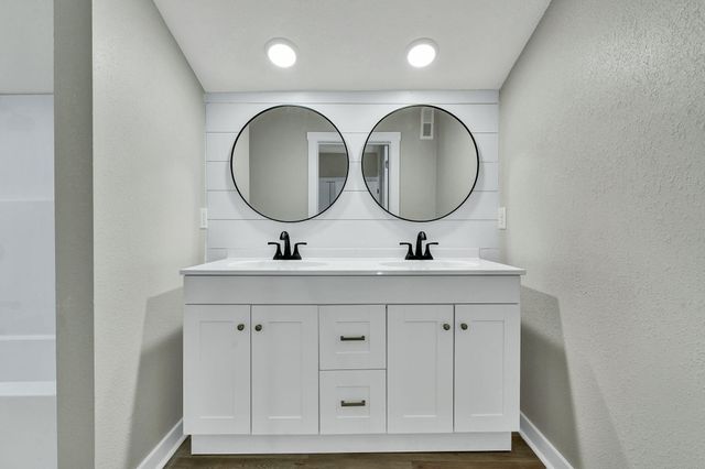 1140 6th Street NE, Cleveland, TN 37311