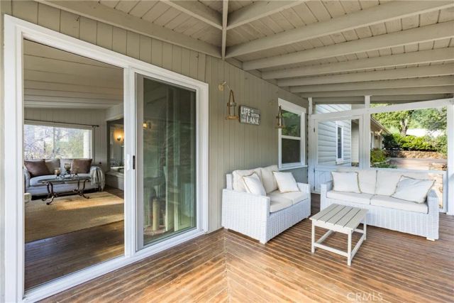 2305 Sugarloaf Drive, Agoura Hills, CA 91301