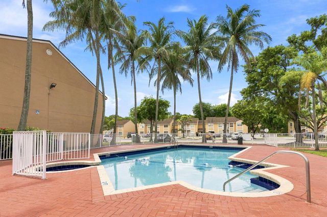2232 SW 81st Avenue, Miramar, FL 33025