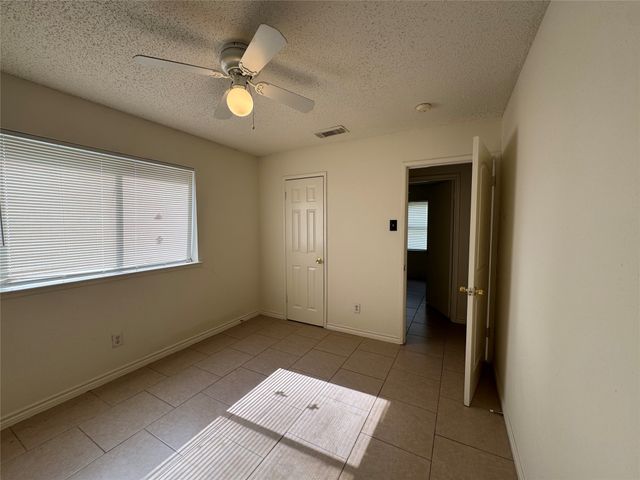 1201 Shorehaven Drive, Garland, TX 75040